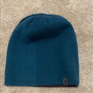 The north face reversible beanie hat unisex